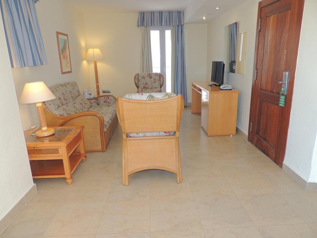 Hotel Punta Del Cantal Mojácar Extérieur photo